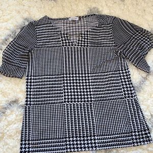 CALVIN KLEIN - Patterned Blouse, Black and White, Size Small